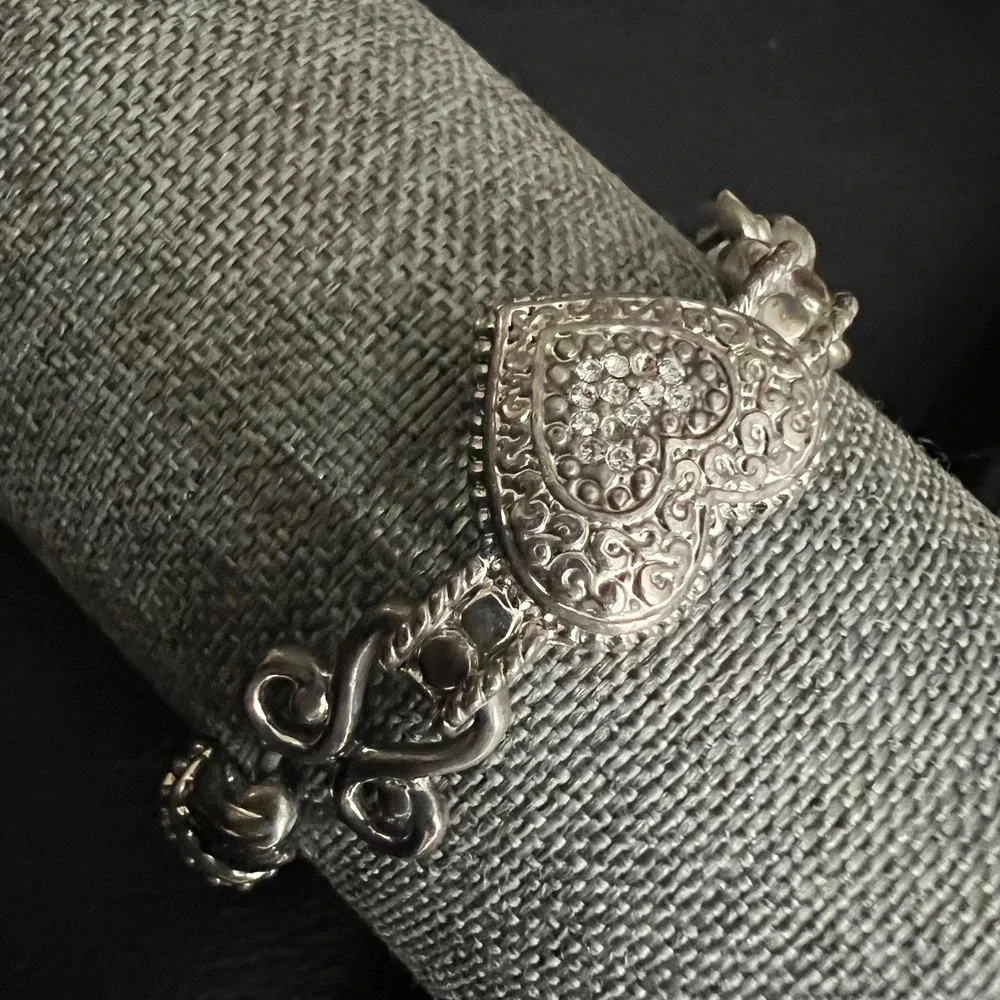 Lia Sophia Silver Tone Rhinestone Filigree Heart Bracelet 7.5-9 In Whimsigoth